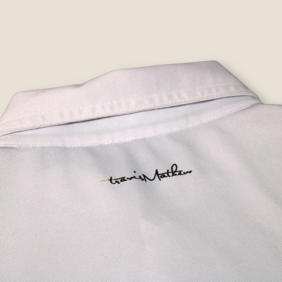 Travis Mathew Golf Polo Men’s Medium Short Sleeve Shirt Preppy Logo White & Gray - Picture 9 of 10